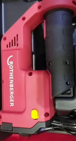 Prensa multicapa  y reticulado Rothenberger Romax