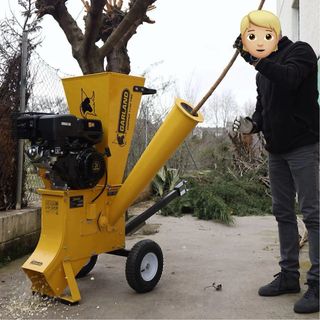 Triturado y retirada restos poda