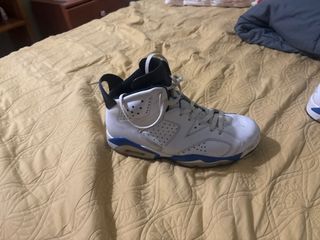 Zapatillas Jordan Blancas y Azules