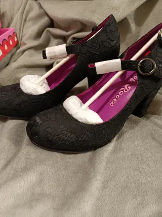 Zapatos Irregular Choice Nuevos Talla 37