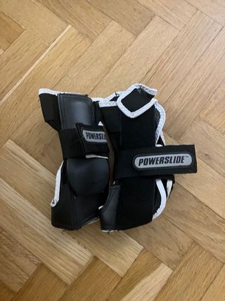 Patines en línea T38 + muñequeras y bolsa