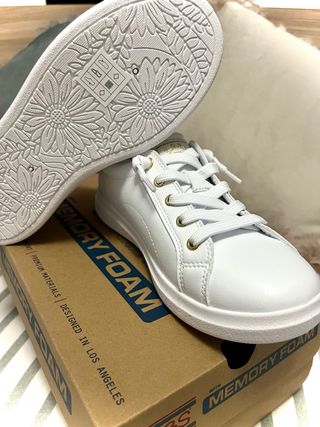 Zapatillas Skechers Bobs Blancas. Nuevas.