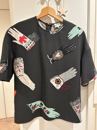 Camisa Bimba y Lola Negra Estampada Manos Talla XS