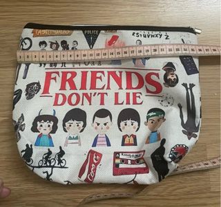 Neceser Stranger Things Nuevo