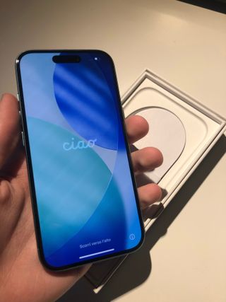 iPhone 16 Teal como a estrenar, 128gb