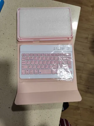 Funda Tablet con Teclado Rosa