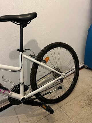 Bicicleta Btwin con cesta