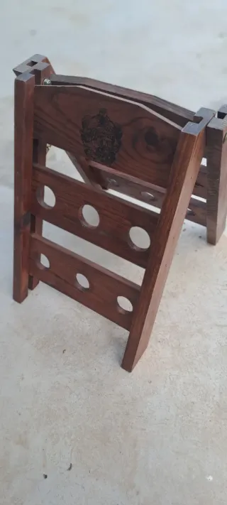 Botellero de madera plegable