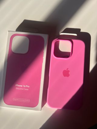 Cover iPhone 16 Pro Silicone Apple Rosa Magsafe