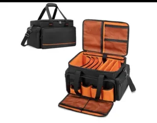 Bolsa de viaje negra con compartimentos