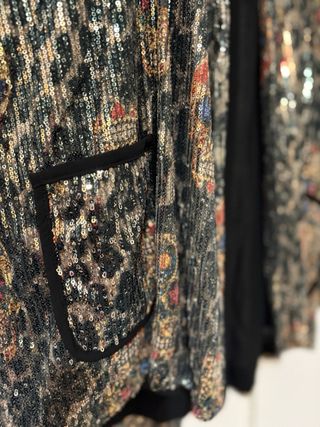 Chaqueta lentejuelas negra multicolor