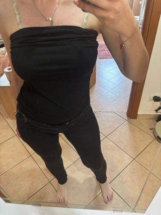 Tuta intera nera sexy