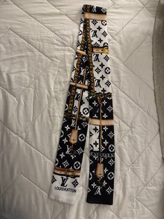 Lenço Louis Vuitton Preto e Branco