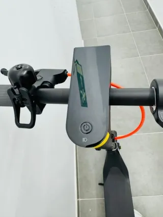 Patineta Eléctrica Negra