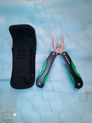 Navaja Multiusos con Funda