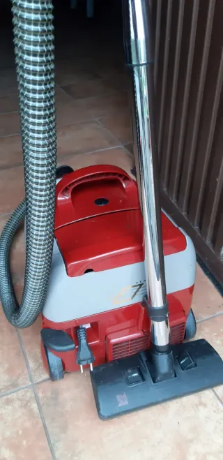 Aspiradora Aqua Filter Di4