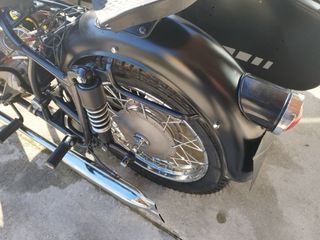 Dnepr 650 con sidecar