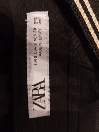 Pantalón elegante negro