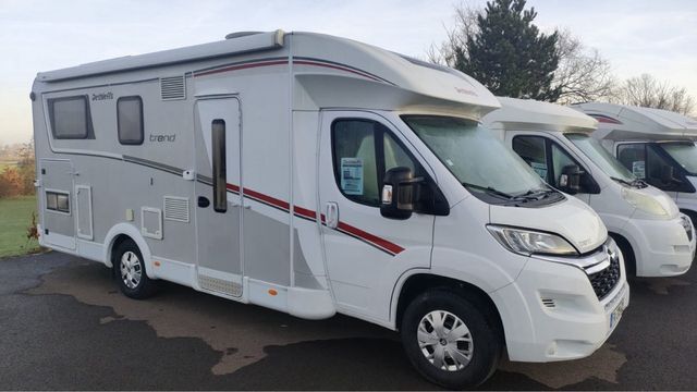 Autocaravana Dethleffs Trend T 7057 EB
