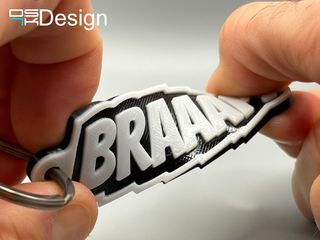 Llavero "BRAAAP!" en TPU (flexible)