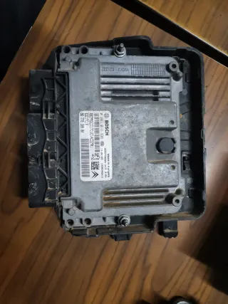 Electrónica Motor PSA 9677030080