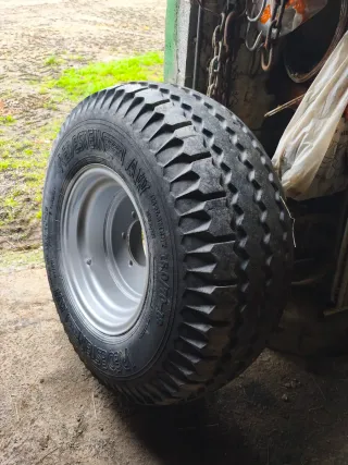 2 Ruedas de remolque Vredestein 15.0/70-18