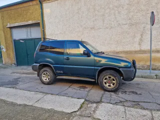 Nissan Terrano II 1995