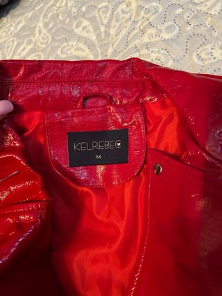 Chaqueta Biker Roja Brillante.