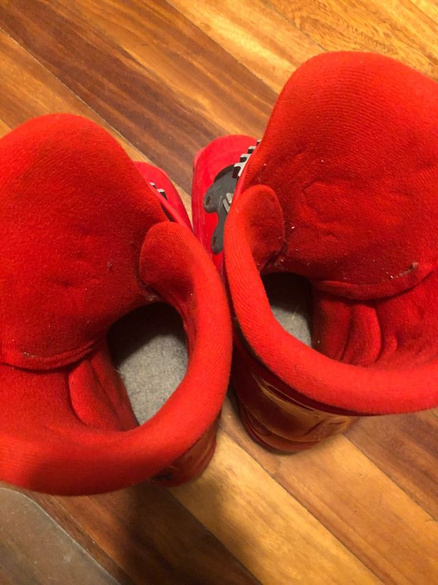 Botas y guantes de esquí infantiles