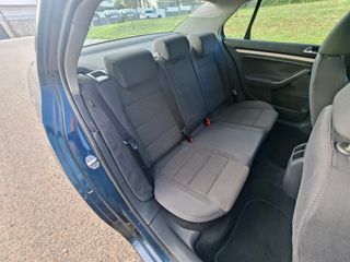 Volkswagen Jetta 1.9TDi 105cv DSG