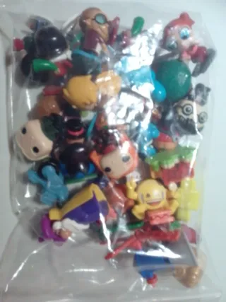 Lote de muñecos infantiles