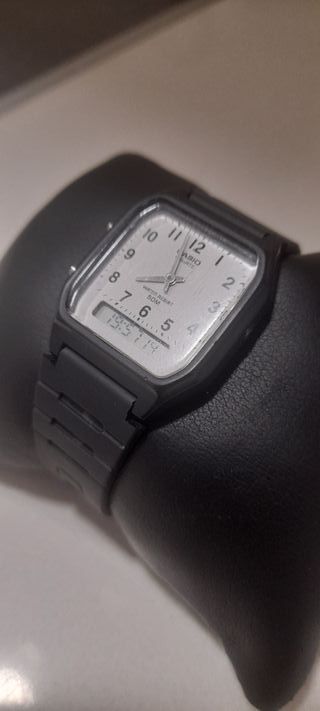 Casio Analógico-Digital Negro/Blanco
