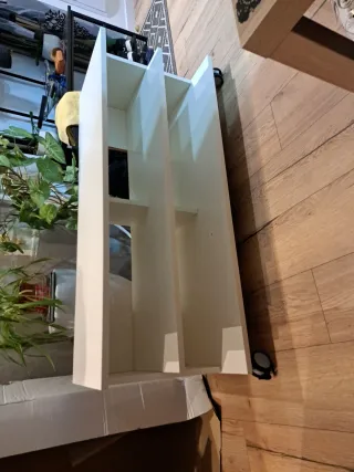 Mueble TV blanco con ruedas