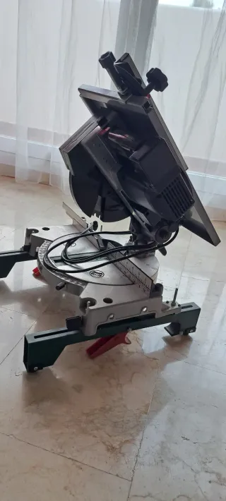 Ingletadora Stayer SC210W con mesa