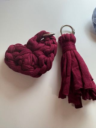 Portachiavi realizzati all’uncinetto