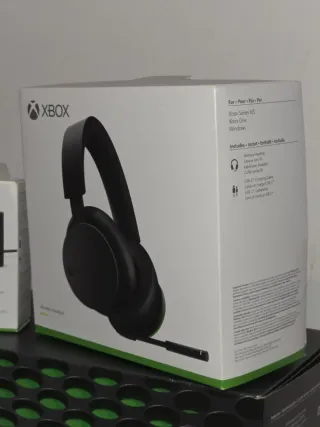 Xbox Series X + Auriculares + Batería