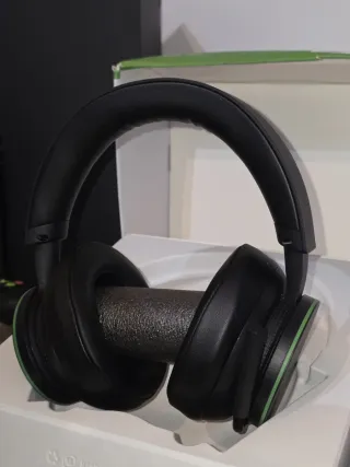 Xbox Series X + Auriculares + Batería