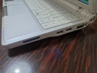Asus Eee PC 900 - Notebook Bianco