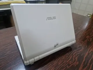 Asus Eee PC 900 - Notebook Bianco