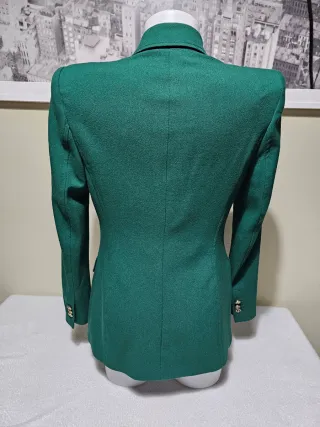 Blazer cruzada Zara verde oscuro