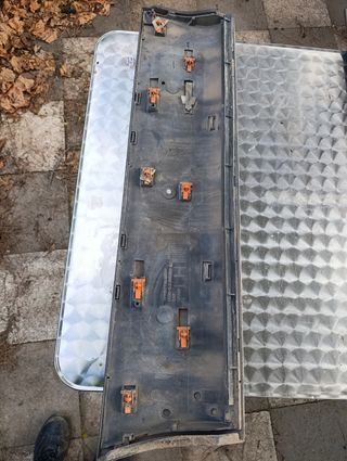 Elevalunas y molduras izquierdas Audi Q7