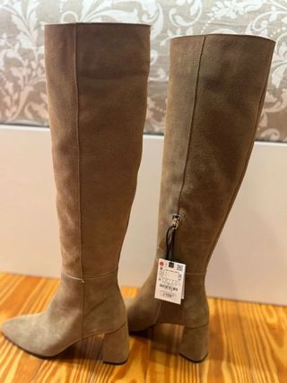Botas de tacón de serraje