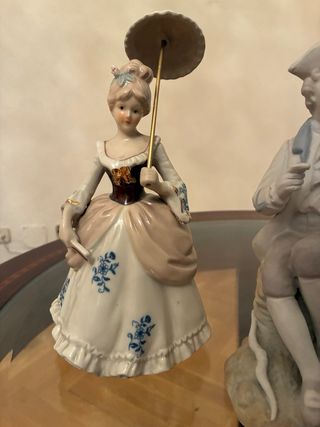 Figuras de porcelana estilo antiguo
