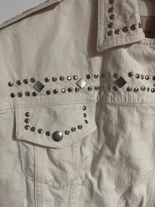 Giubbotto TWINSET beige con borchie