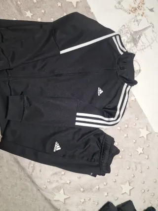 Chándal Adidas Niño Negro talla 9-10