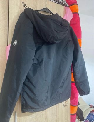 Chaquetón Pull&Bear negro