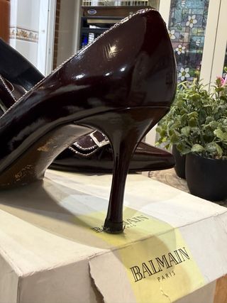 Zapatos Balmain charol burdeos T.38 (1 uso)