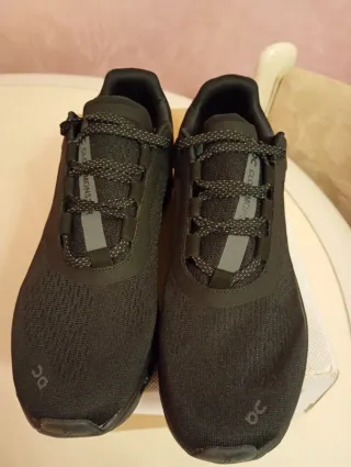 ON Running Cloumonster Scarpe Nuove Scatola