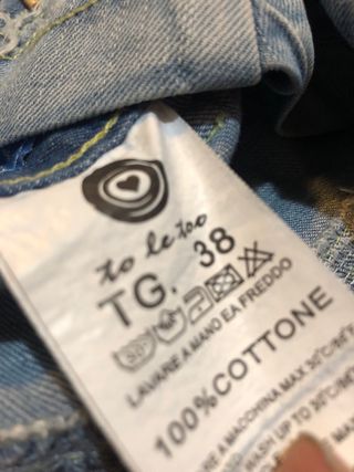 Falda vaquera con pedrería Talla 38