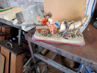 Figura cerámica caballo y pareja